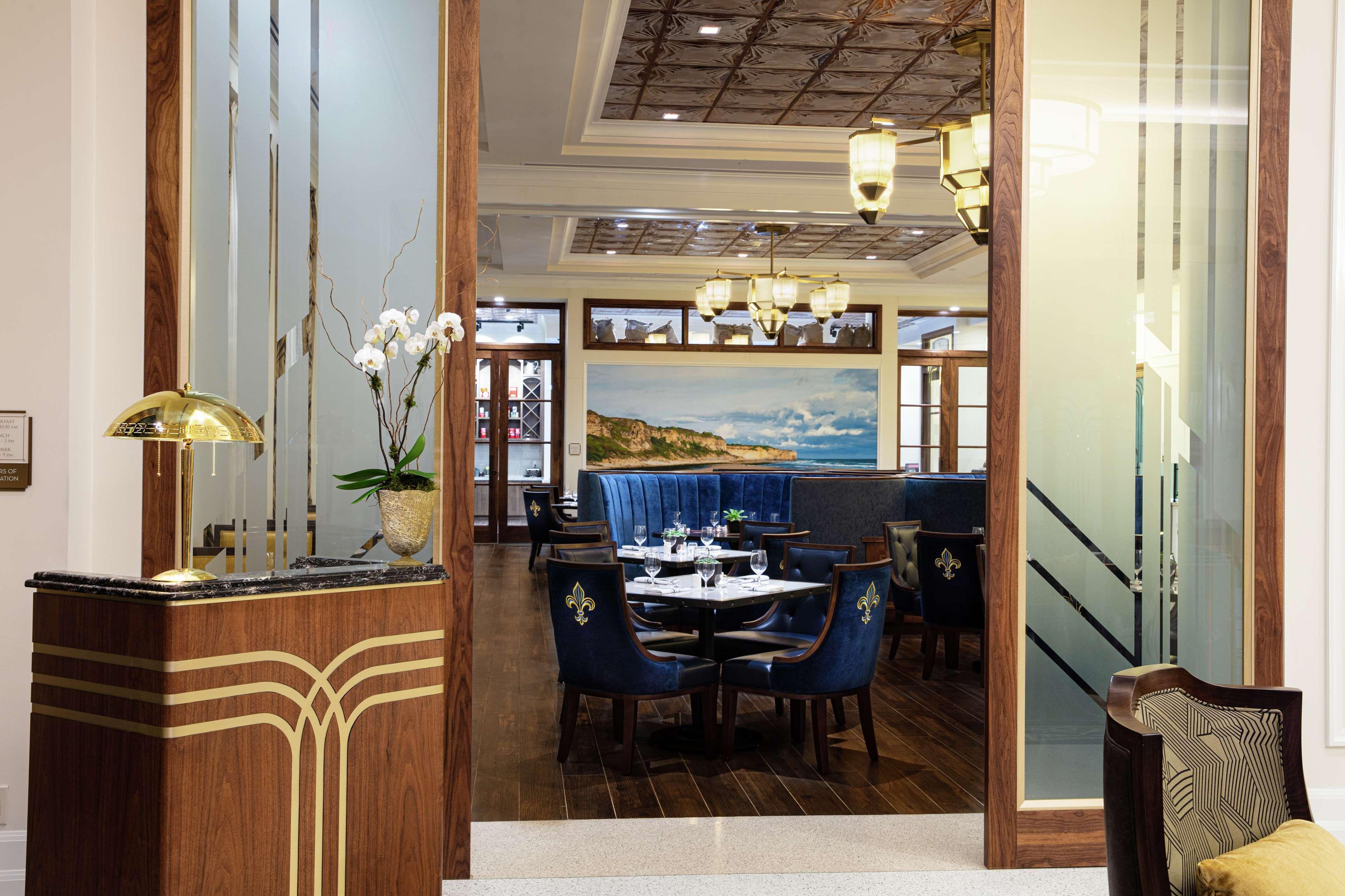 The Higgins Hotel New Orleans, Curio Collection By Hilton Esterno foto