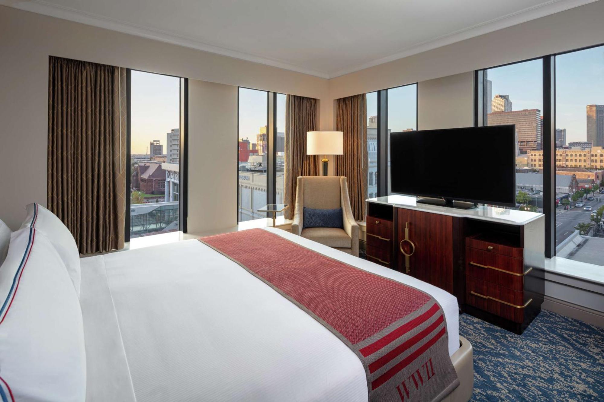 The Higgins Hotel New Orleans, Curio Collection By Hilton Esterno foto