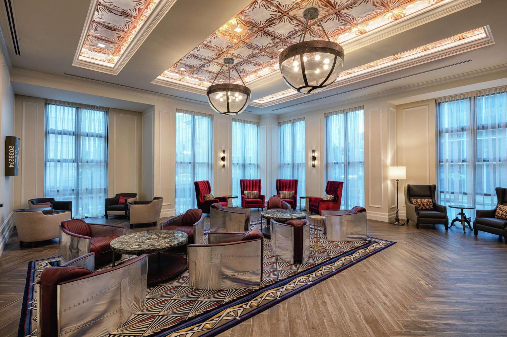 The Higgins Hotel New Orleans, Curio Collection By Hilton Esterno foto