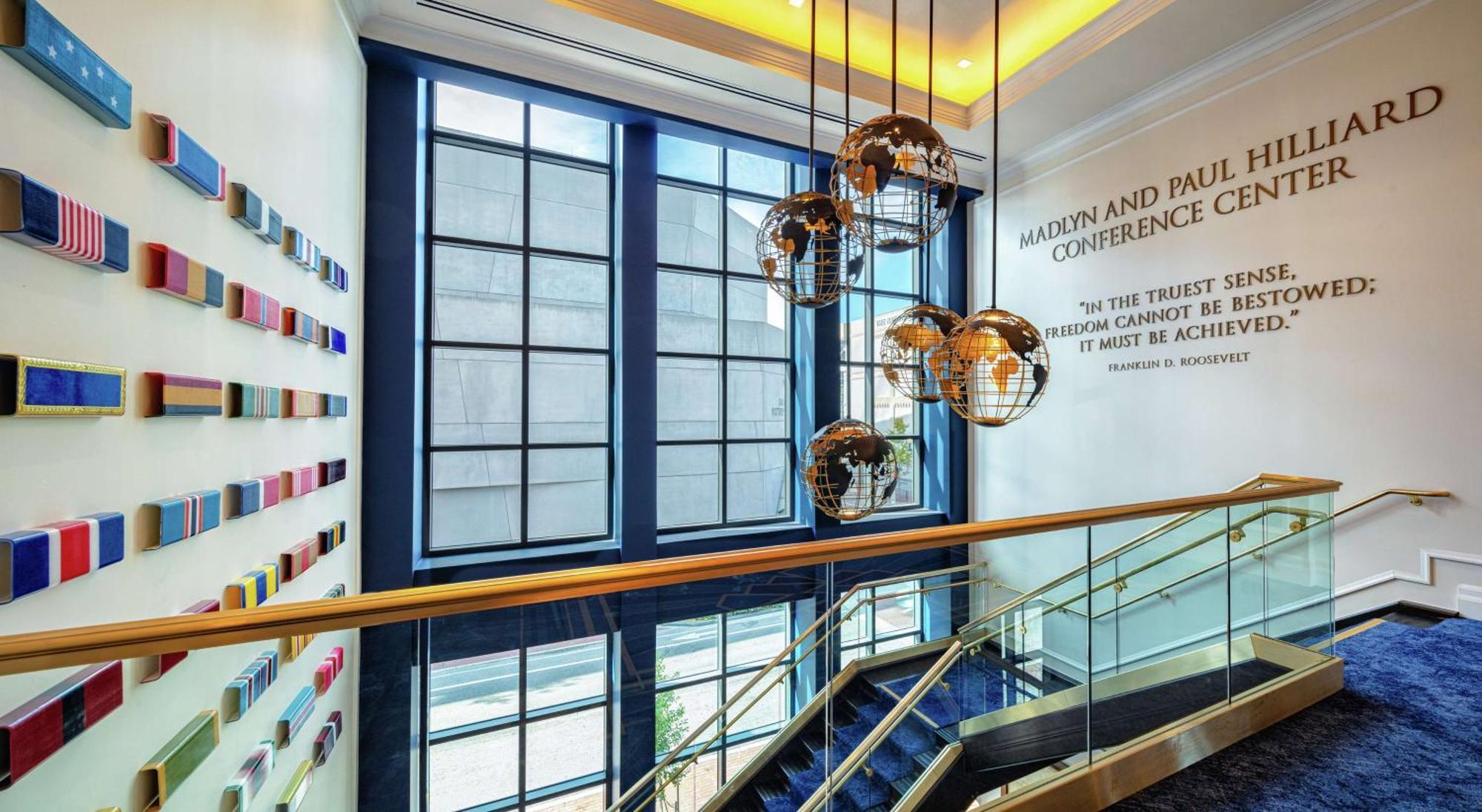 The Higgins Hotel New Orleans, Curio Collection By Hilton Esterno foto